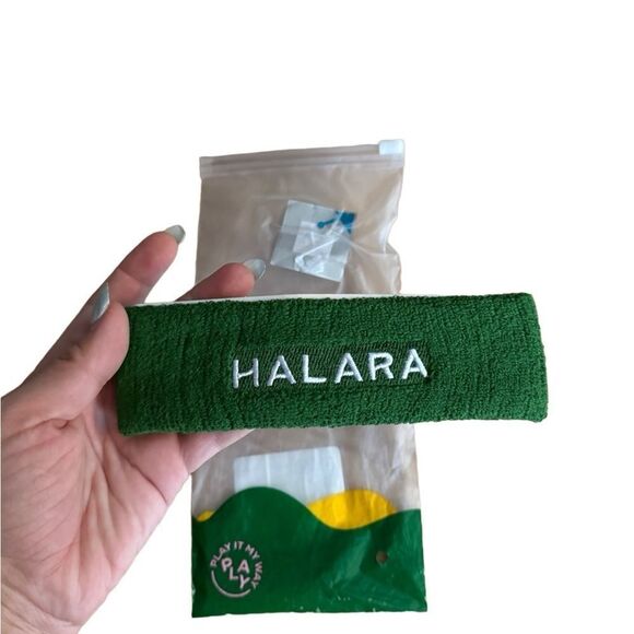 Brand new in bag Halara Head Band Sweat Band Green & White Sporty Hair Accessory - Picture 1 of 2